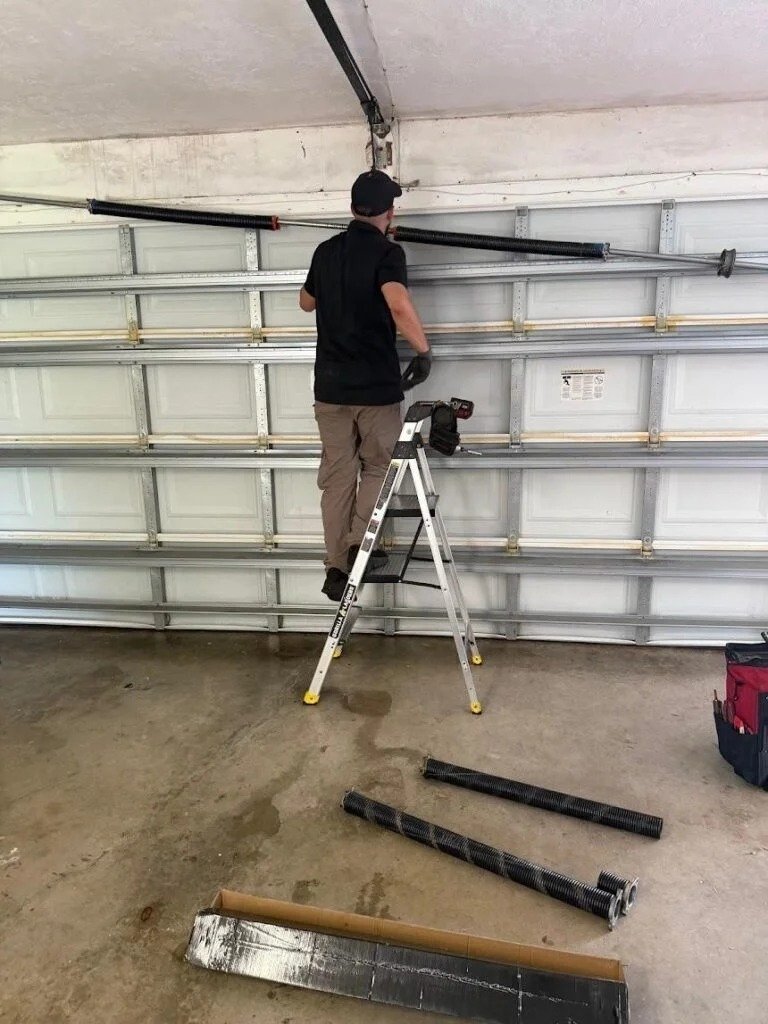 Garage door repair work, gallery photo 10
